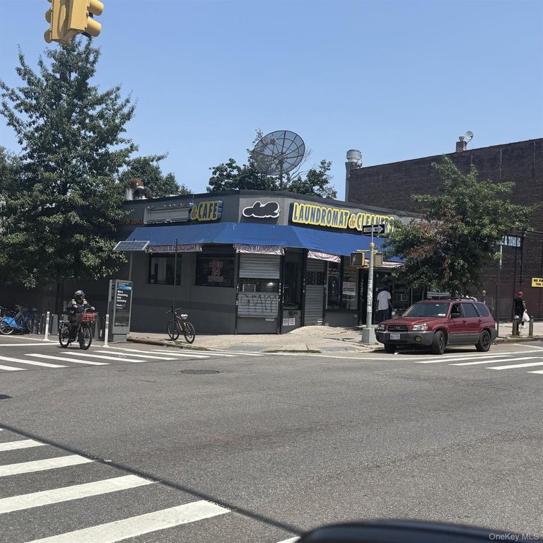 9601 Northern Boulevard, Corona, NY 11368 — exterior