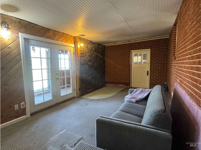 1937 E 4th Ave, Twin Falls, ID 83301