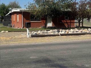 1937 E 4th Ave, Twin Falls, ID 83301