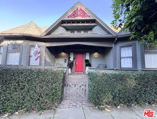 814 E Edgeware Road, Los Angeles, CA 90026