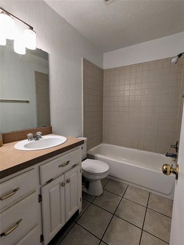 420 W Comanche Street, Norman, OK 73069