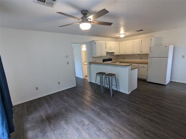420 W Comanche Street, Norman, OK 73069