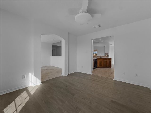 1101 Savanh Street, Venus, TX 76084