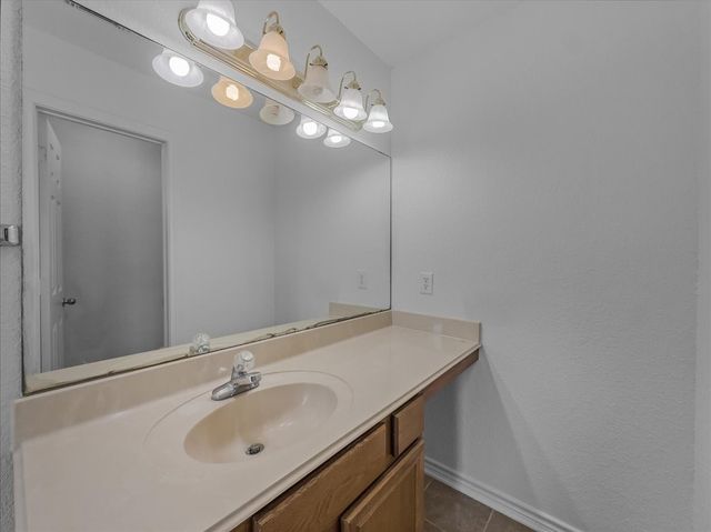 1101 Savanh Street, Venus, TX 76084