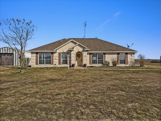 1101 Savanh Street, Venus, TX 76084