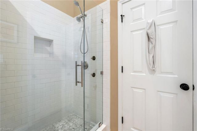 5506 Traders Way, Greensboro, NC 27407
