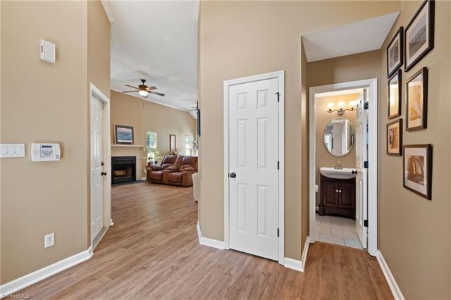 5506 Traders Way, Greensboro, NC 27407