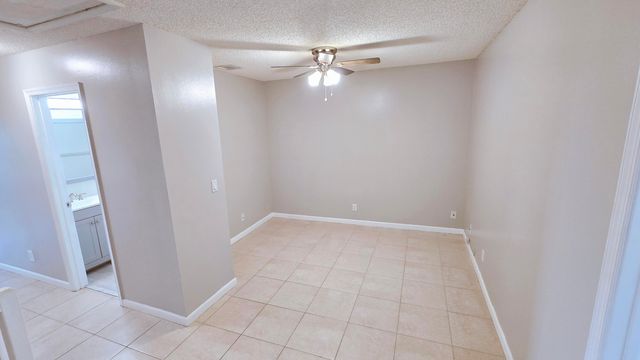 9807 NW 57 Manor, Coral Springs, FL 33076