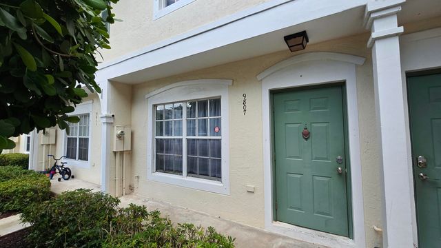 9807 NW 57 Manor, Coral Springs, FL 33076