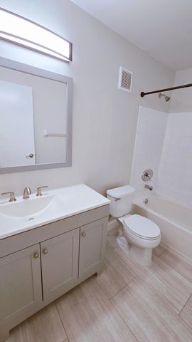 9807 NW 57 Manor, Coral Springs, FL 33076