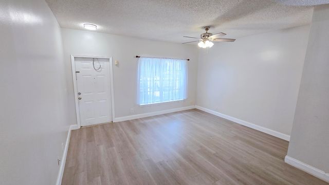 9807 NW 57 Manor, Coral Springs, FL 33076