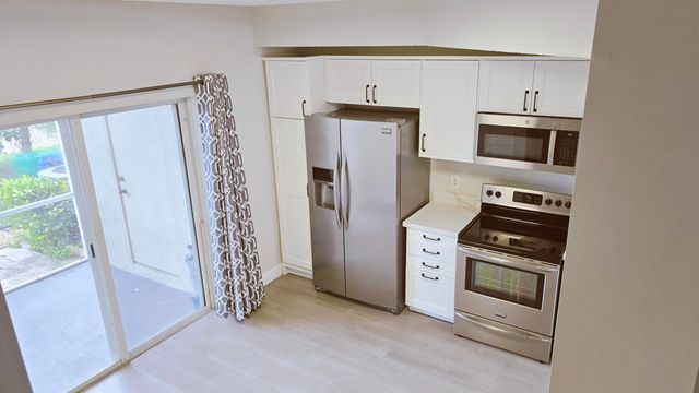 9807 NW 57 Manor, Coral Springs, FL 33076