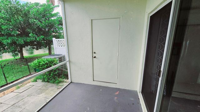 9807 NW 57 Manor, Coral Springs, FL 33076