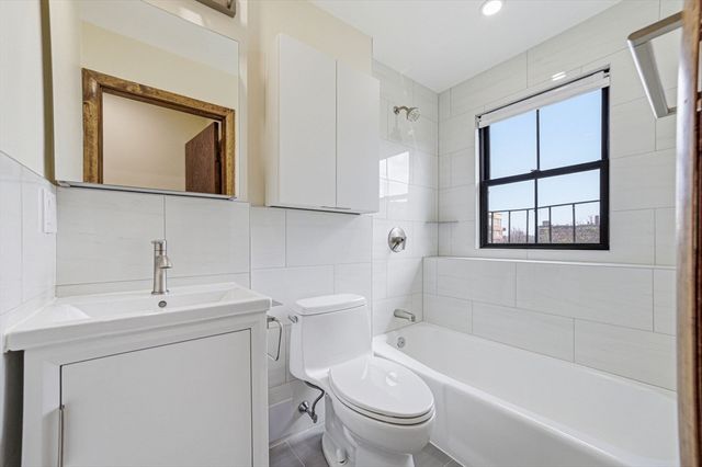 248 Shawmut Ave 4, Boston, MA 02118