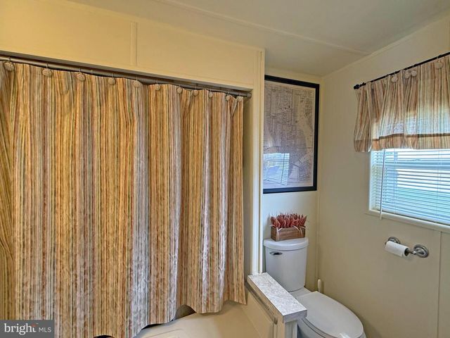 33 GUNPOWDER LN, Rehoboth Beach, DE 19971