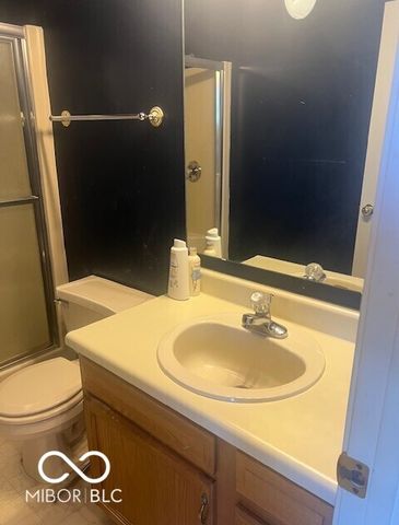 9242 Sea Pine Lane, Indianapolis, IN 46250