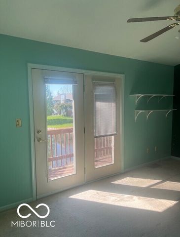 9242 Sea Pine Lane, Indianapolis, IN 46250