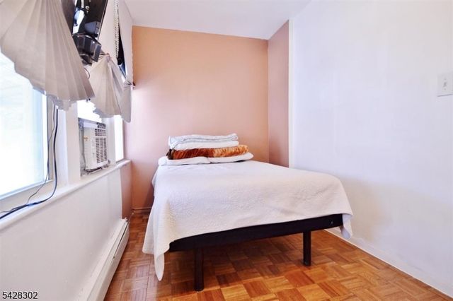 1303 26Th St, North Bergen Twp., NJ 07047