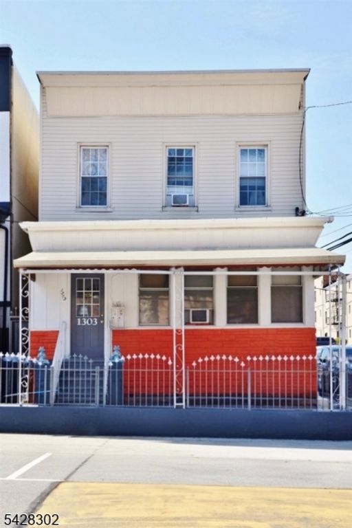 1303 26Th St, North Bergen Twp., NJ 07047
