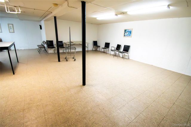 1690 Grand Avenue A15, Baldwin, NY 11510