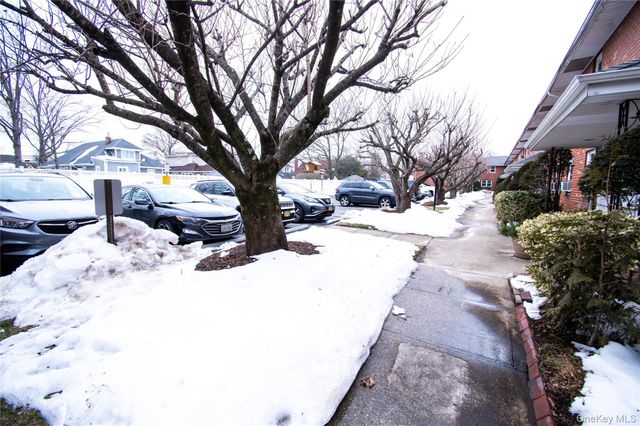 1690 Grand Avenue A15, Baldwin, NY 11510