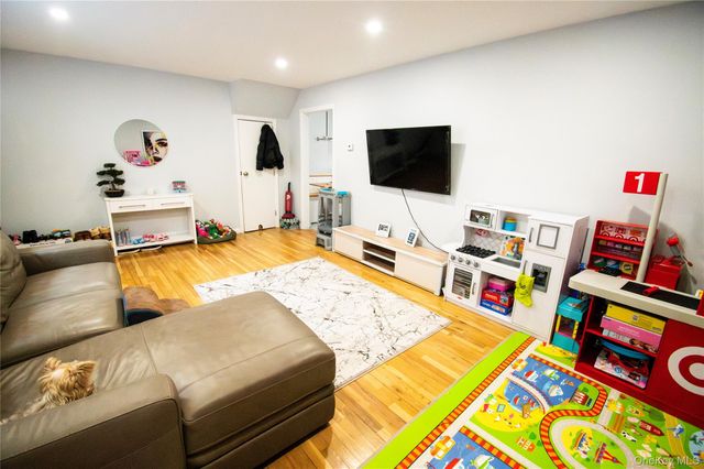 1690 Grand Avenue A15, Baldwin, NY 11510