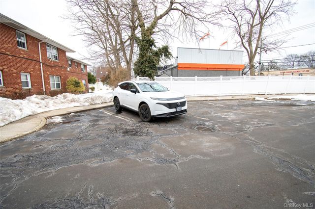 1690 Grand Avenue A15, Baldwin, NY 11510