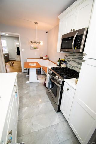 1690 Grand Avenue A15, Baldwin, NY 11510