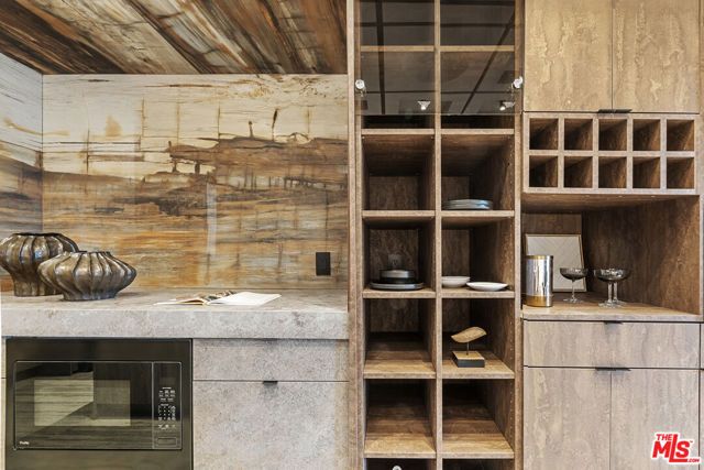 1021 N Ogden Drive 3, West Hollywood, CA 90046