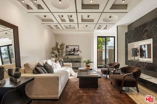 1021 N Ogden Drive 3, West Hollywood, CA 90046