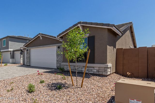 18189 W HESS Street, Goodyear, AZ 85338