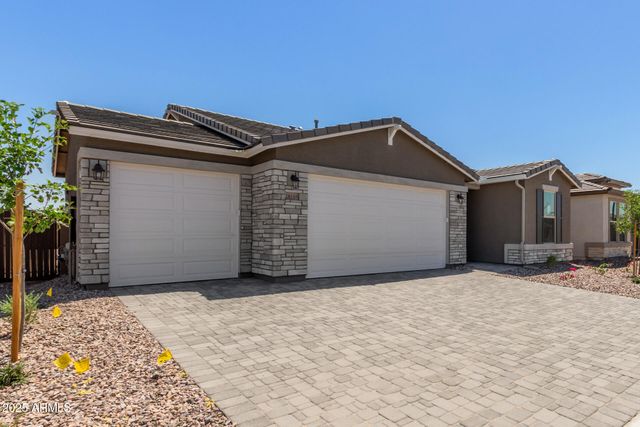 18189 W HESS Street, Goodyear, AZ 85338