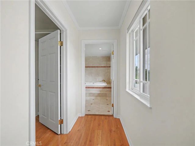 24060 Hatteras Street, Woodland Hills, CA 91367