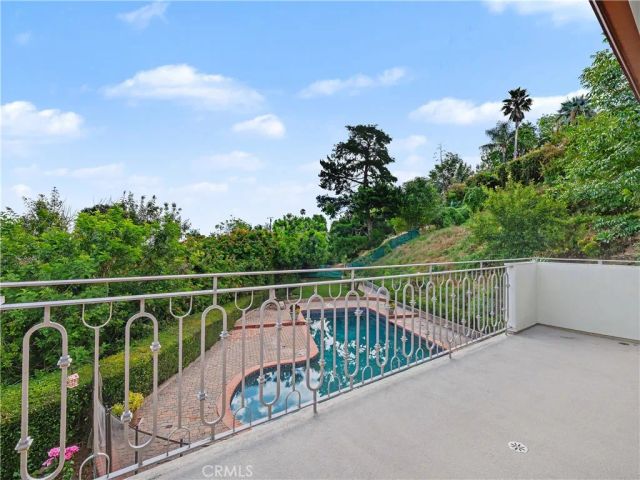 24060 Hatteras Street, Woodland Hills, CA 91367