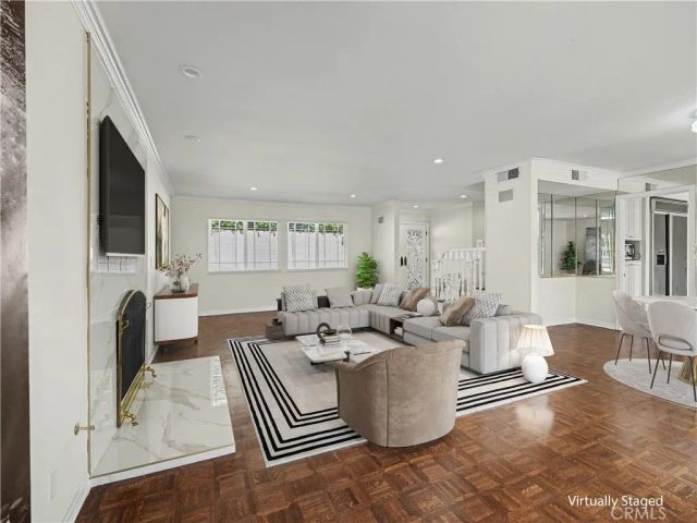 24060 Hatteras Street, Woodland Hills, CA 91367