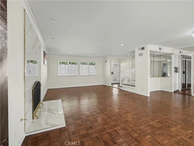 24060 Hatteras Street, Woodland Hills, CA 91367