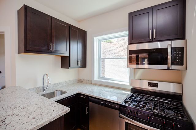 4248 N Lamon Avenue 3A, Chicago, IL 60641