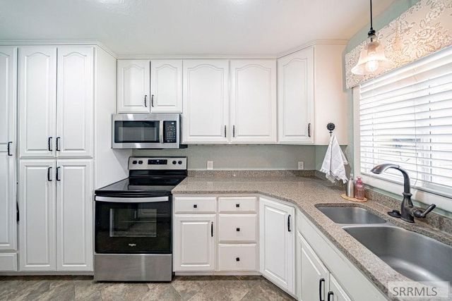 1540 Claire View Lane, Idaho Falls, ID 83402