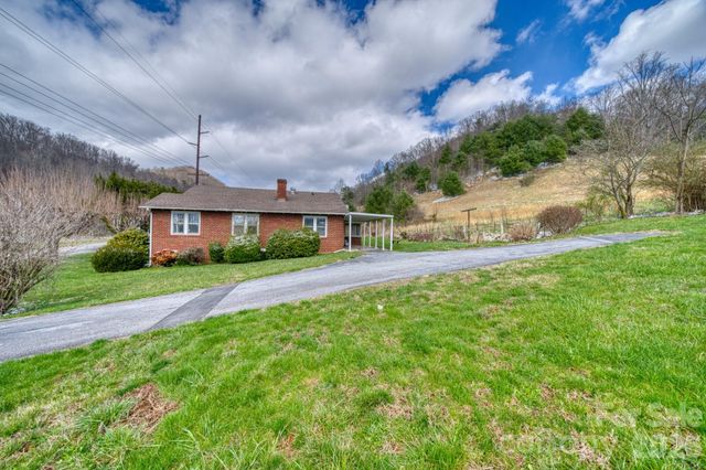 6090 US 23 Highway, Mars Hill, NC 28754