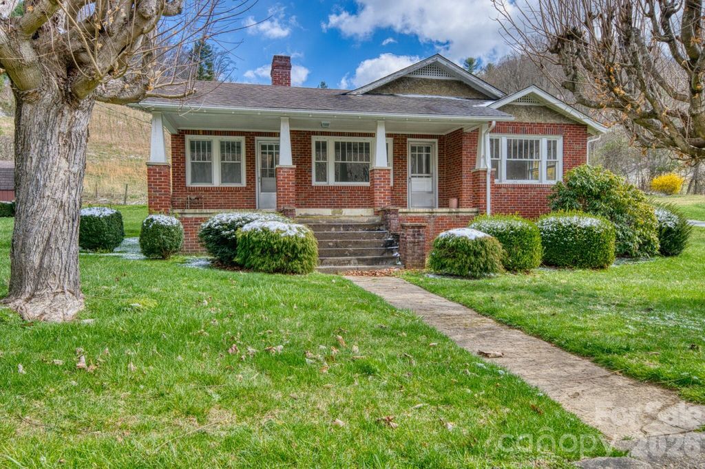 6090 US 23 Highway, Mars Hill, NC 28754