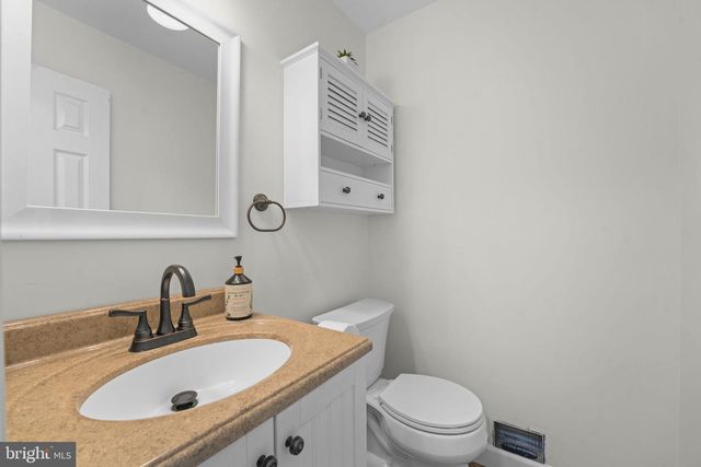 4709 RANDOLPH CT, Annandale, VA 22003