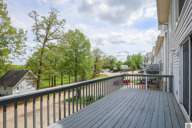 106 Treetops Ln Unit 4A, Benton, KY 42025