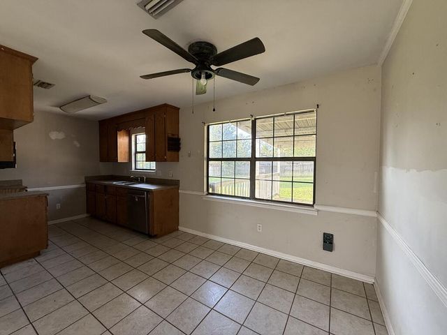 204 Begonia Drive, Taylor, AL 36301