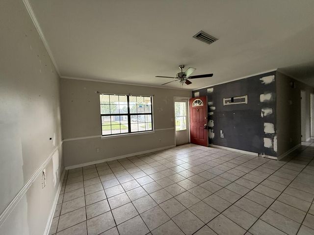 204 Begonia Drive, Taylor, AL 36301