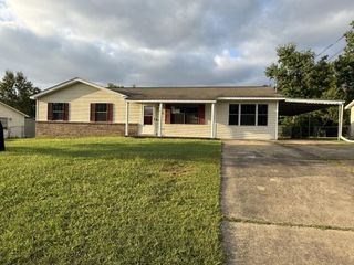 204 Begonia Drive, Taylor, AL 36301