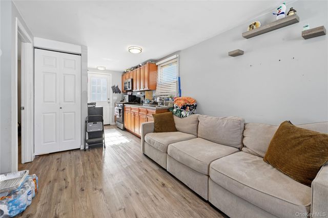 36 Woodlawn Avenue, Selden, NY 11784