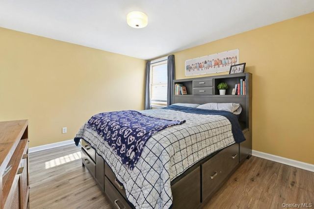 36 Woodlawn Avenue, Selden, NY 11784