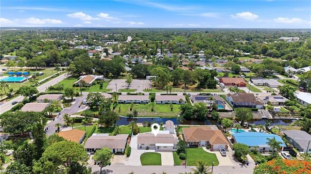 27051 Sun Aqua LN, Bonita Springs, FL 34135