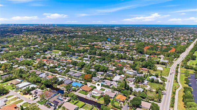 27051 Sun Aqua LN, Bonita Springs, FL 34135