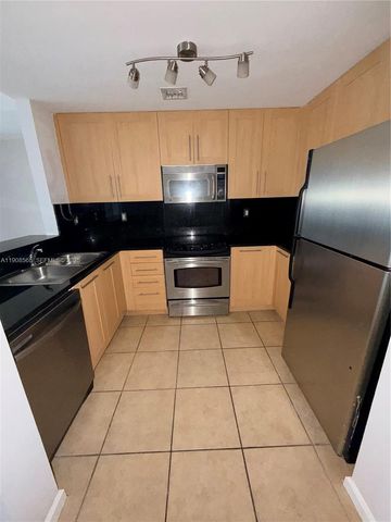 511 SE 5th Ave 806, Fort Lauderdale, FL 33301